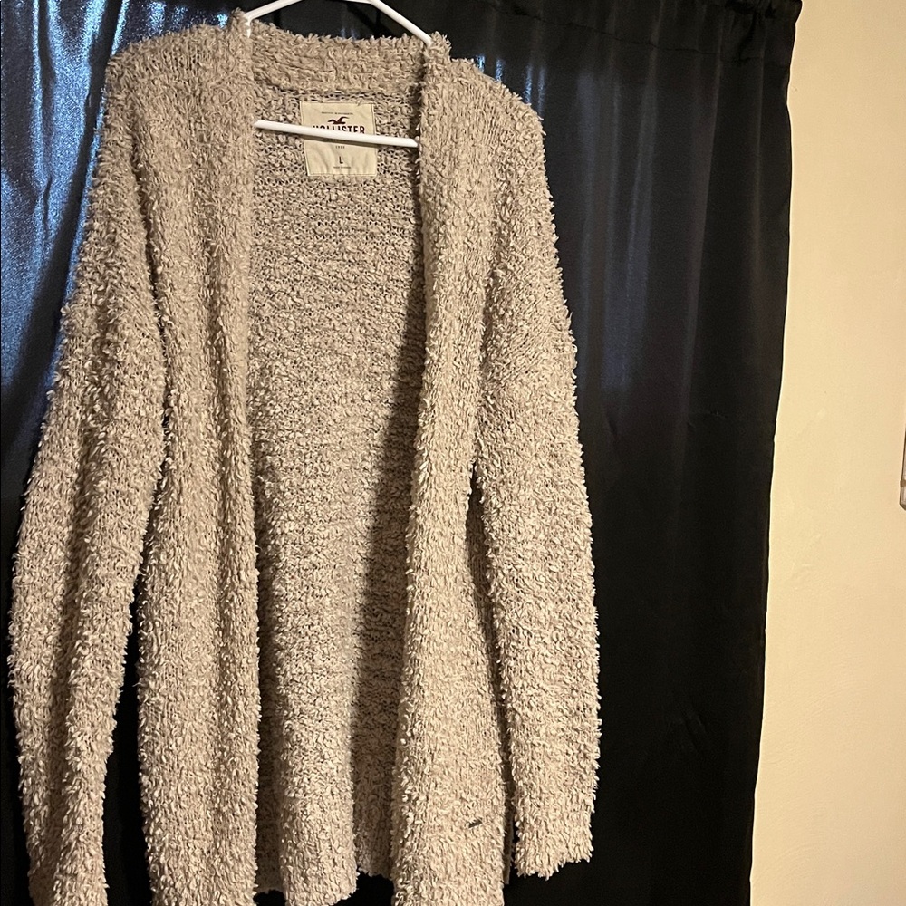 Hollister Cozy Open-Front Fuzzy Cardigan in Light Beige